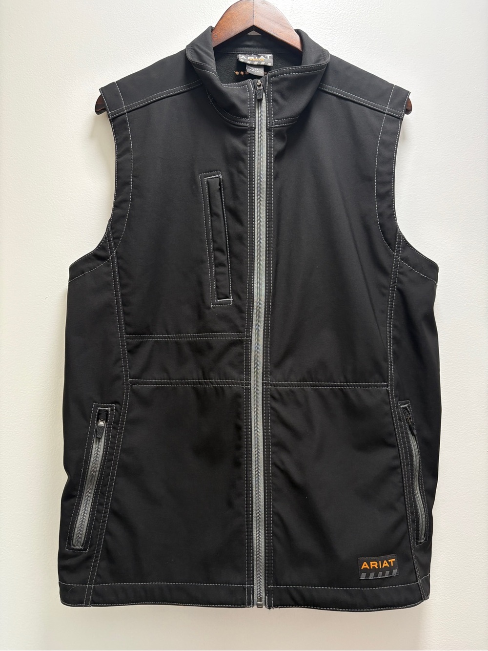 Ariat Rebar Black Softshell Zip Vest - Large - Utility weatherproof